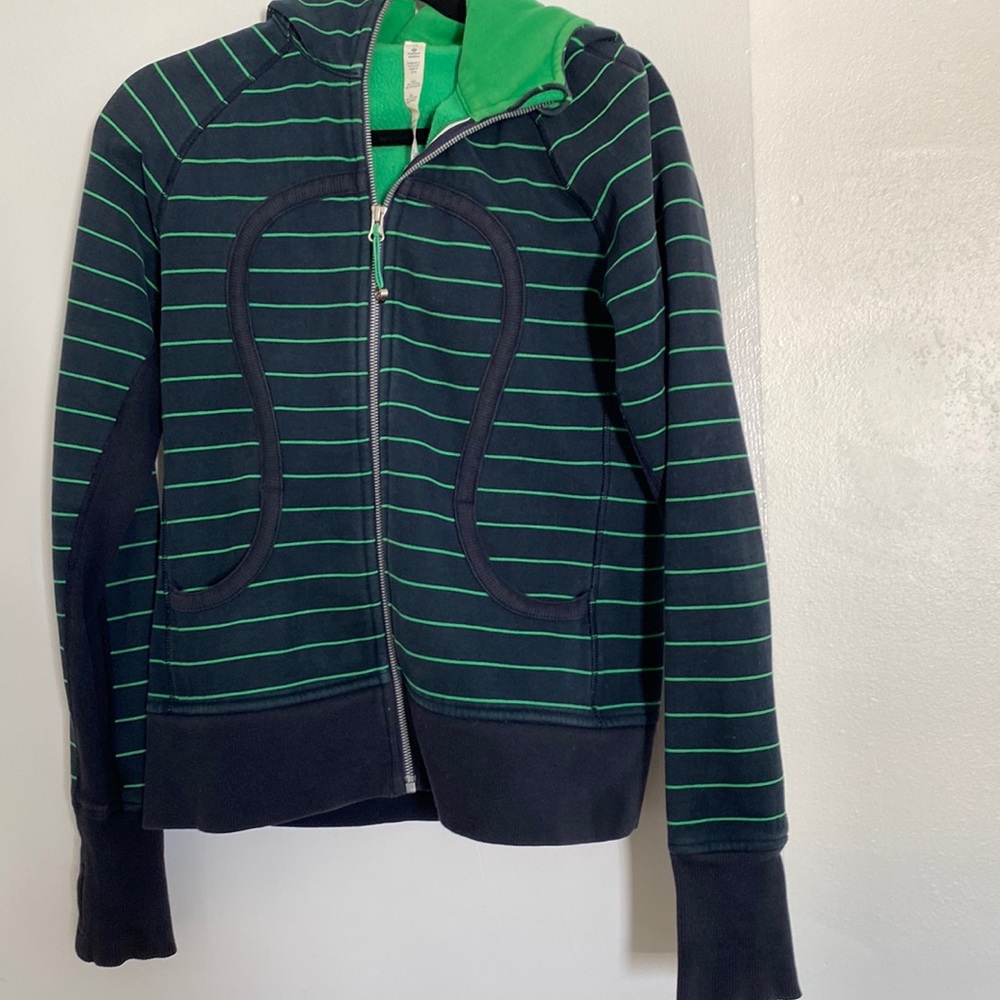Hooded lululemon jacket
